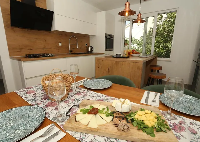 Luce Apartament Trogir