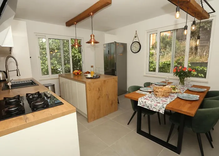 Luce Apartament Trogir