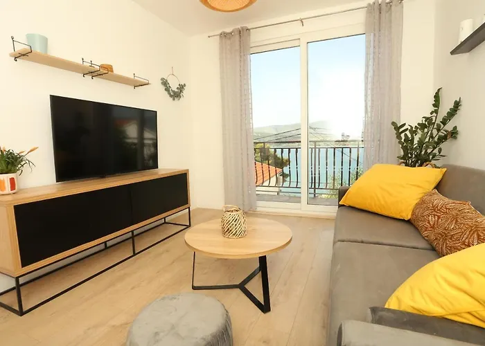 Luce Apartament Trogir